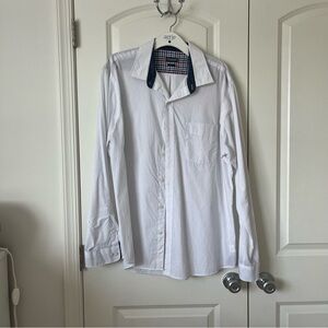 Van Heusen button down